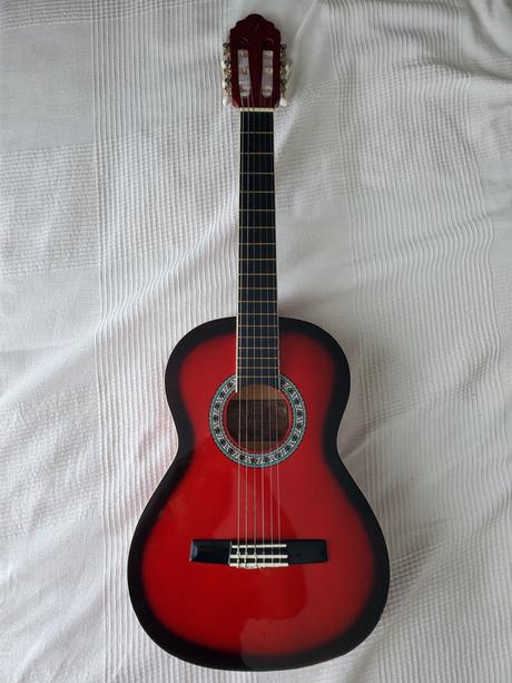3/4 gitara valencia,