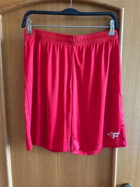 Športové šortky zn.4f veľ.s, m