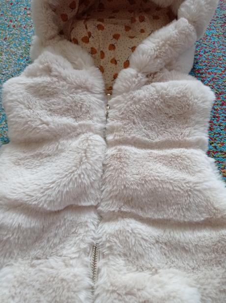 Chlpatá vesta, zara,110