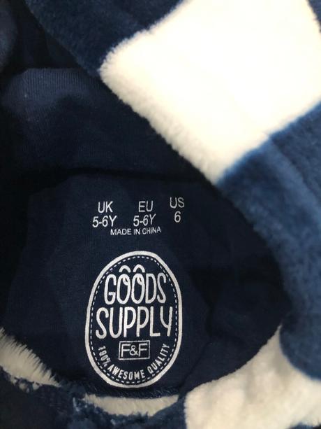 Plyšova mikina s kapucňou, f&f,110