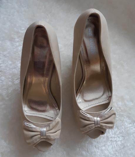 Bezove topanky s maslickou, 39