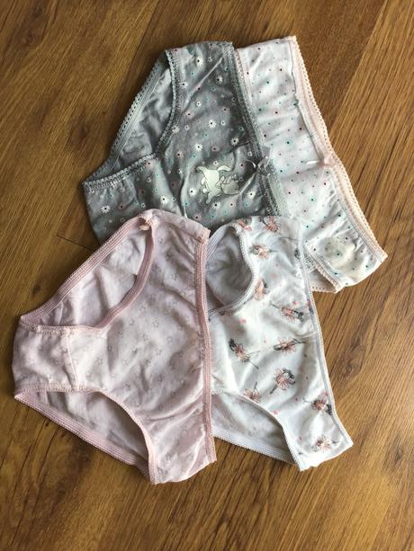 Spodna bielizen - nohavičky, 122