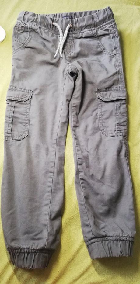 Športové nohavice, 110