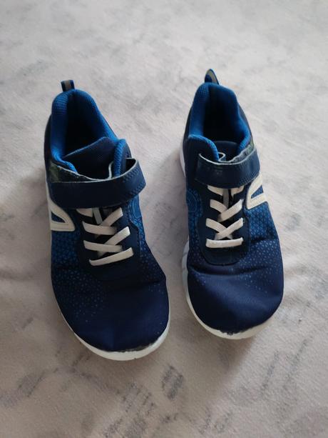 Ľahučké tenisky, decathlon,33