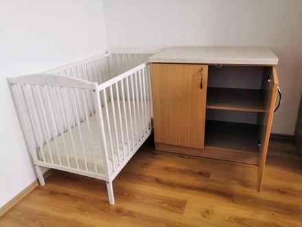 Detska postielka + komoda +podlozku na prebalovani,