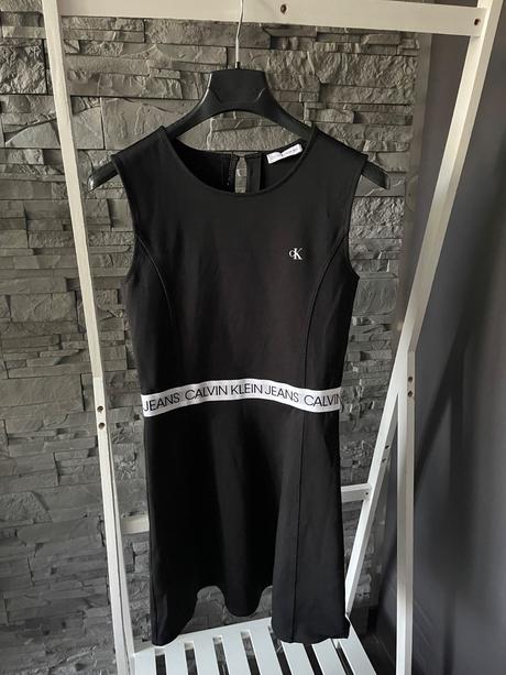 Calvin klein v.s, calvin klein,s