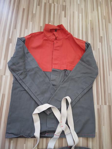 Zváračské monterky, 52