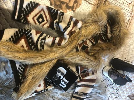 Kardigán river island, river island,116