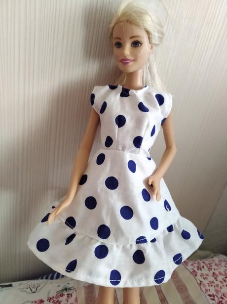 Šaty pre barbie,