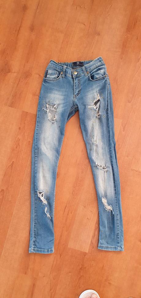 Nohavice vel. 152, zara,152
