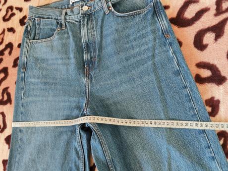 Rifle zara veľ.42, pekne sedia, stav ako na fotke, zara,42