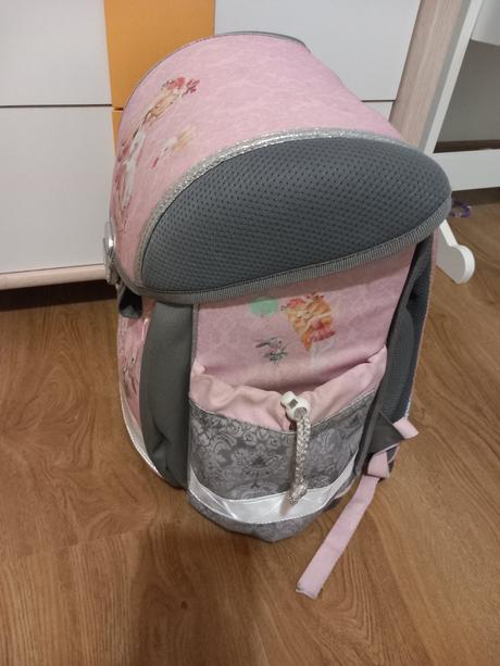 Skolska taska+peracnik, 