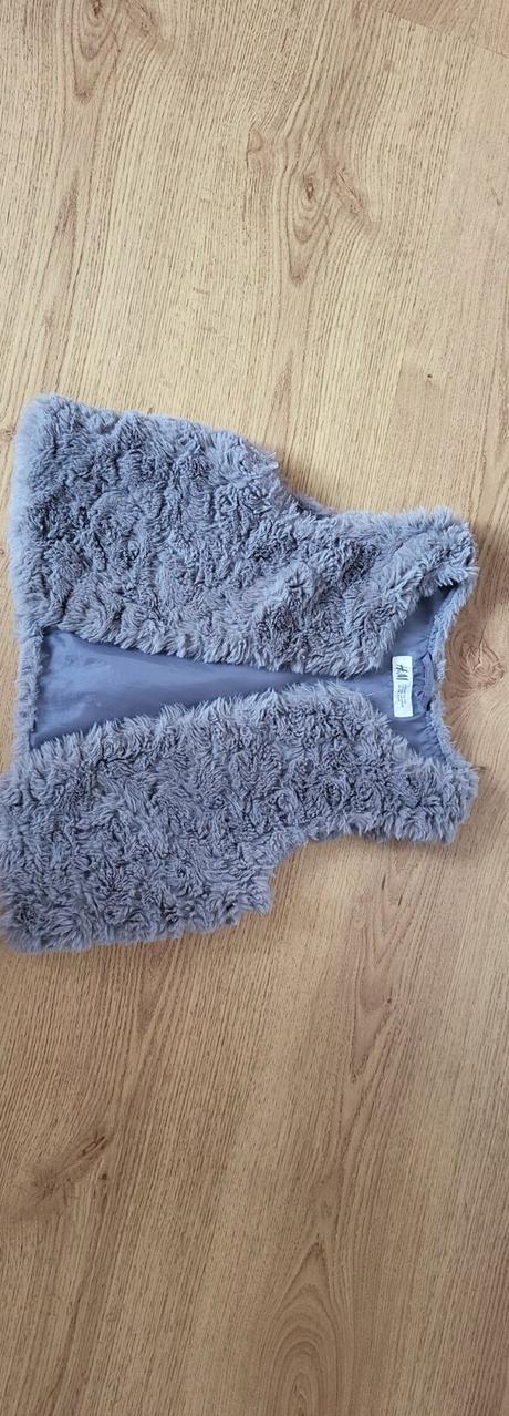 Kožušinová vesta, h&m,128