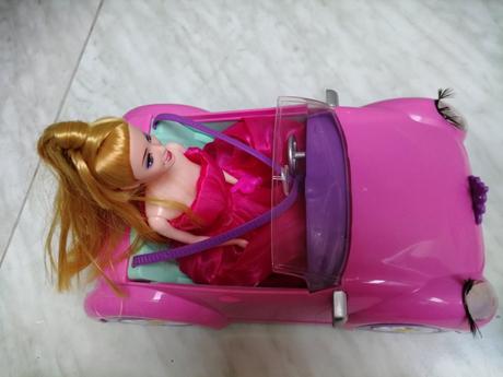 Barbie autíčko s barbie, 