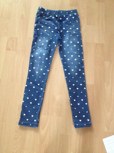 Balík oblečenia, 122–134