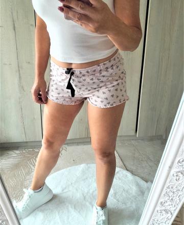 Kraťase s volánom so srdiečkami-m, m