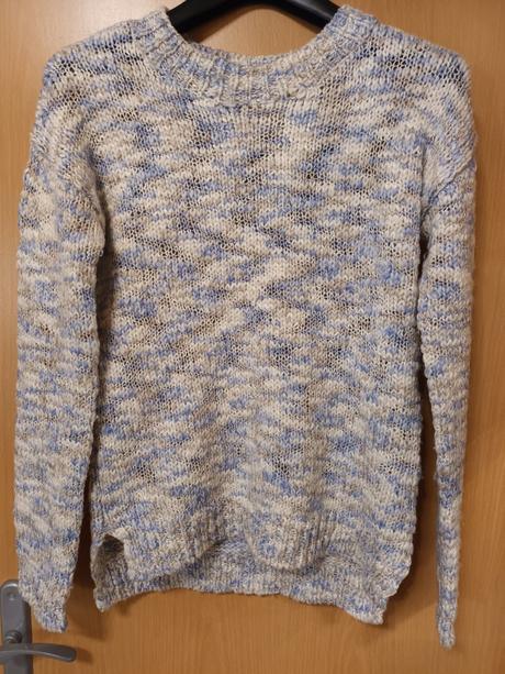Modro biely pulover s, clockhouse,s