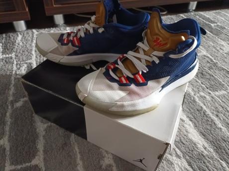 Jordan zion 1, nike,39