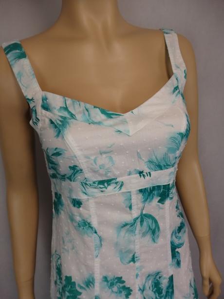 Kvalitné letné šaty, 36