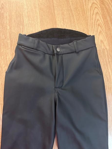 Jazdecke nohavice, 140