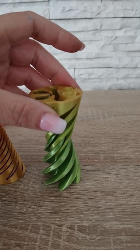 3d piramída hlavolam,