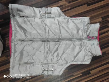 Predám krásnu  bundu a vestičku, 122