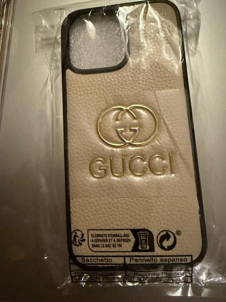 Krasny kryt pre iphone 16 pro max, 