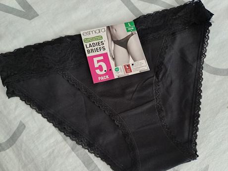 Nohavicky čierne s krajkou, esmara,l