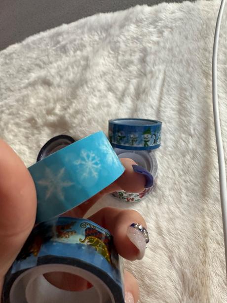 Vianocne lepiace pasky,