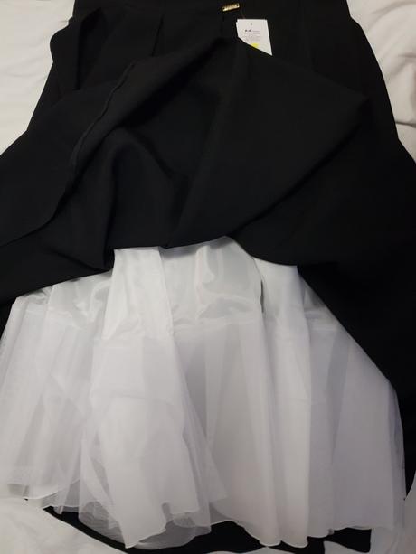 Damska dlha sukna, 42