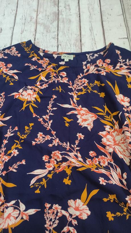 Letné šaty akiko, s