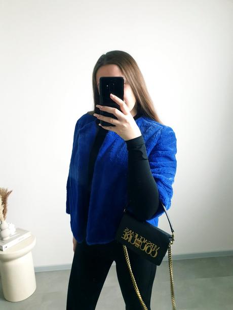 Modrý kožúšok m, m