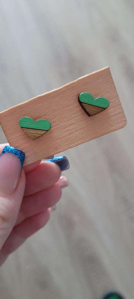 Drevené srdiečka,
