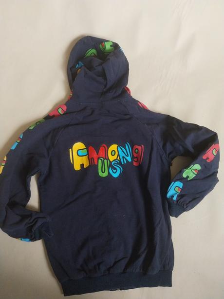 Mikina among us, 140