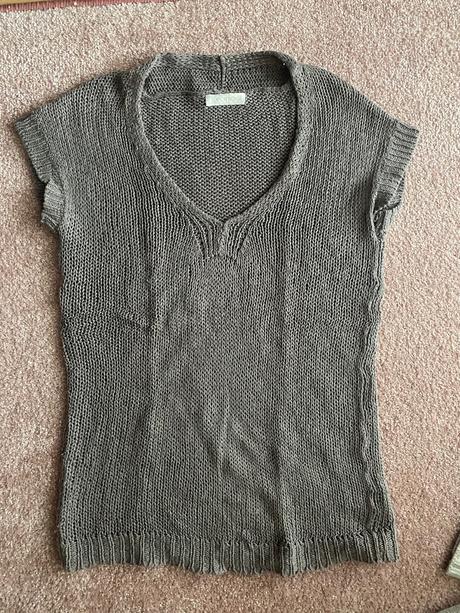 Bluzky,tricka,svetriky,upletove saty, xs