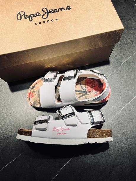 Pepe jeans sandálky a kvetmi, pepe jeans,25