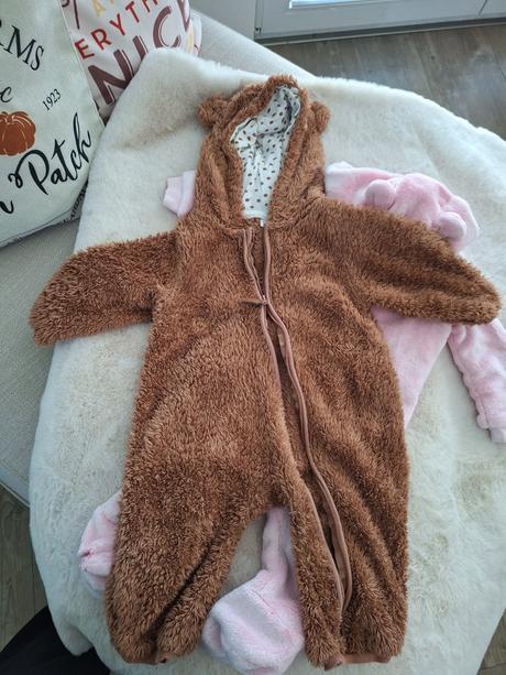 2 krat hunaty overal, f&f,80