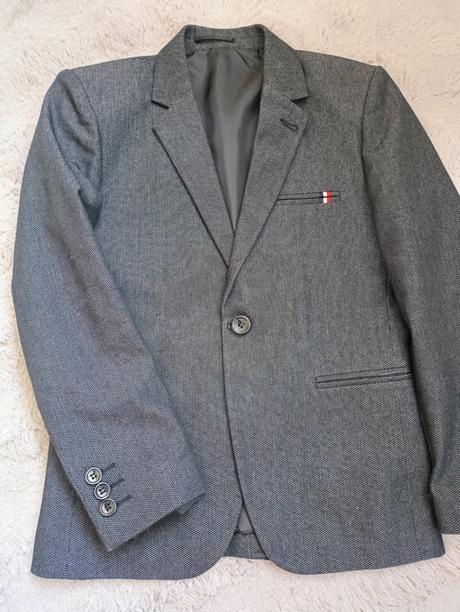 Slávnostný komplet, 134