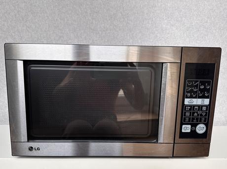 Lg mikrovlnná rúra nerezová, 