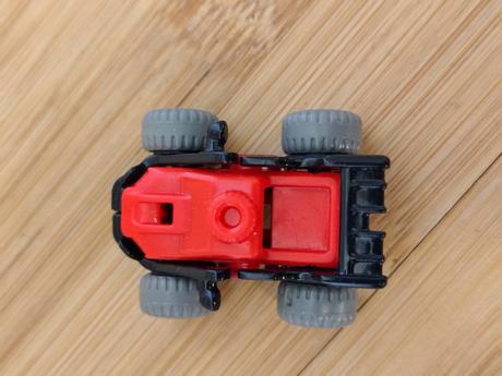 Mikro bugina mattel hot wheels monster trucks mini,