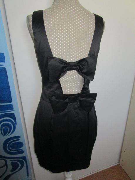 Spoloč. znač. šaty 2665b, gate,m