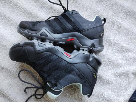 Tenisky, adidas,37