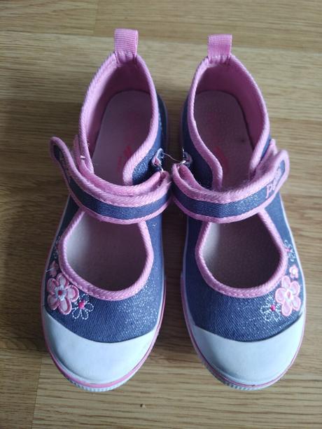 Balerínky s koženou stielkou, 31