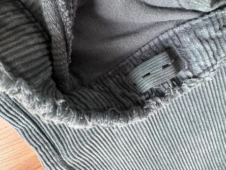 Menčestrove rovné nohavice top stav 98 cm, reserved,164