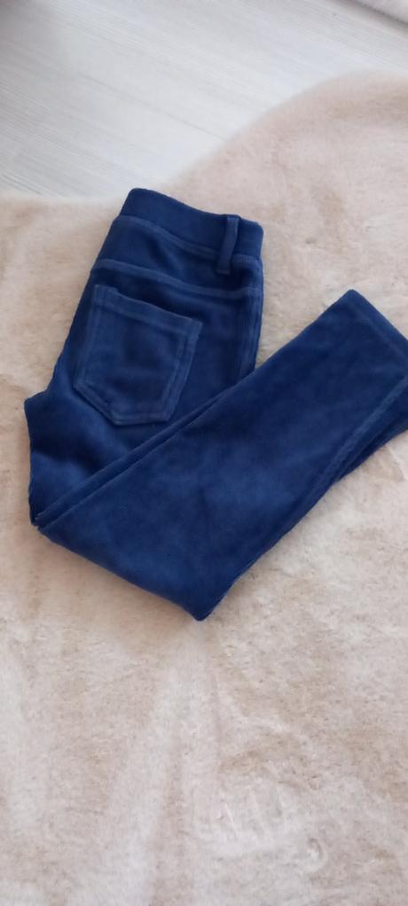 Legíny, benetton,122