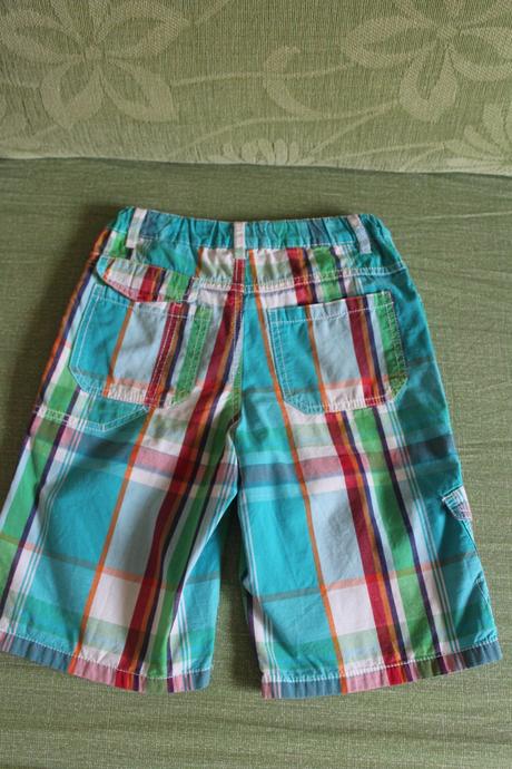 Kraťasy aj ku košeliam, h&m,128