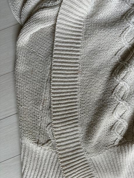 Vlneny cardigan religion, s