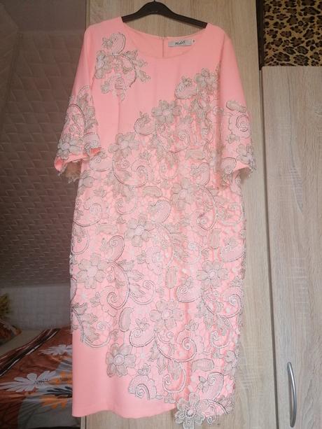 Spoločenské šaty, amaranto,48