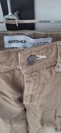 Nohavice ,kapsace, bershka,36