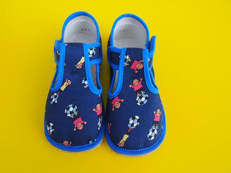 Detské barefoot papučky beda futbal, beda,22 - 35